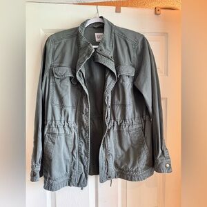 GAP Men's Military-Style Field Jacket in Olive Green